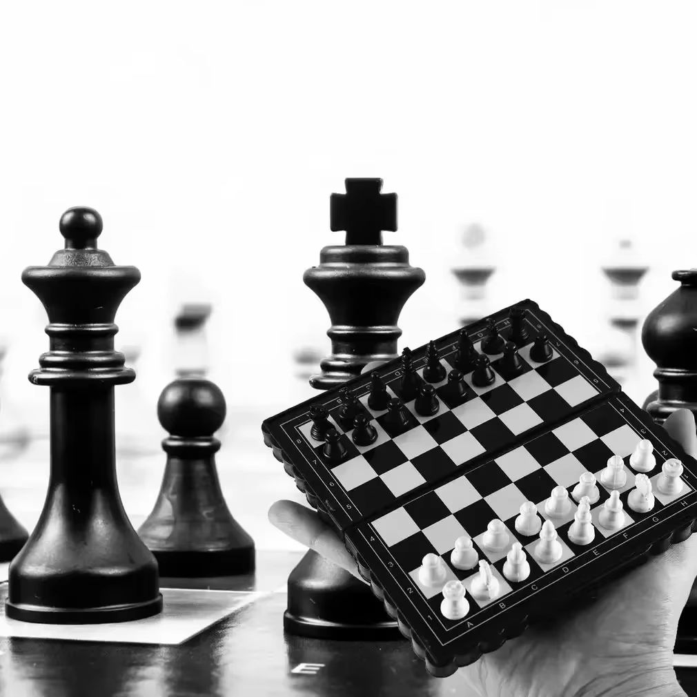 1Pc Mini Magnetic  Chess Set   - Party Games Kids Indoor avis et prix